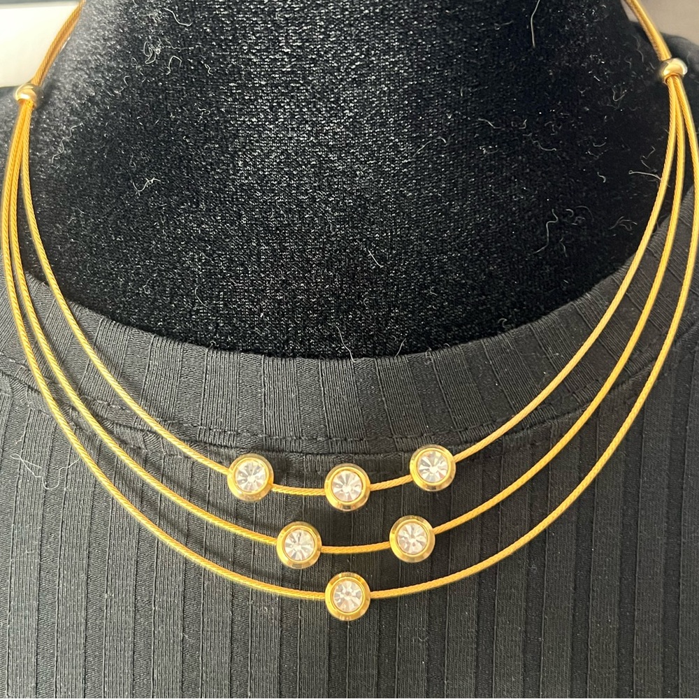 Vintage gold tone 3 tier necklace bezel set stones 90’s‎